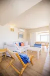 The Salty Lodge - Pet friendly
