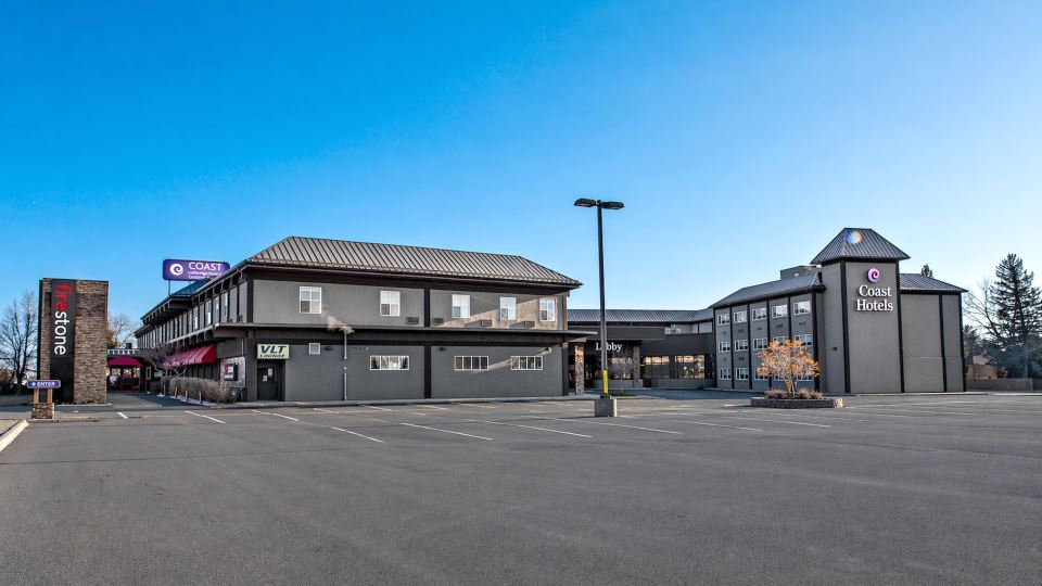 Coast Lethbridge Hotel & Conference Centre