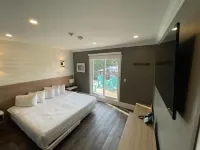 Coastal Suites - 2-Star
