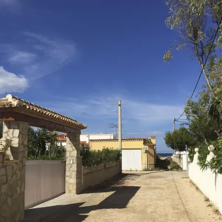 Ad4101 in Denia With 4 Bedrooms and 1 Bathrooms
