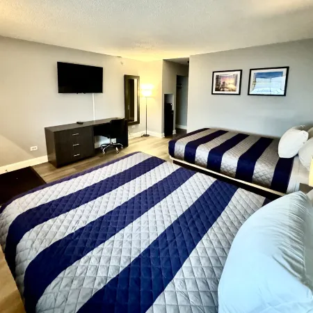 O'Hare Inn & Suites