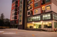 Heaven Hotel Chachoengsao - parking