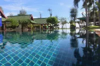 Golden Bay Cottage - spa