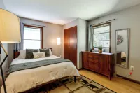 Lake Access & Private Hot Tub at Poconos Home! - balcony