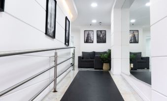 CH Recoleta Suites
