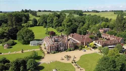 Chilston Park Hotel - parking