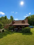 Catskills - Windham Villa | 6Br, 4 BA, XL Pool, Hot Tub & Cinema, Gardens - Wi-Fi