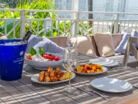 ذا سافوي هوتل آند بيتش كلوب Hotels near نصب الهولوكوست التذكاري