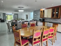 Luxurious Riverside Retreat in Lindequesdrif, Vaal River - 2-Star