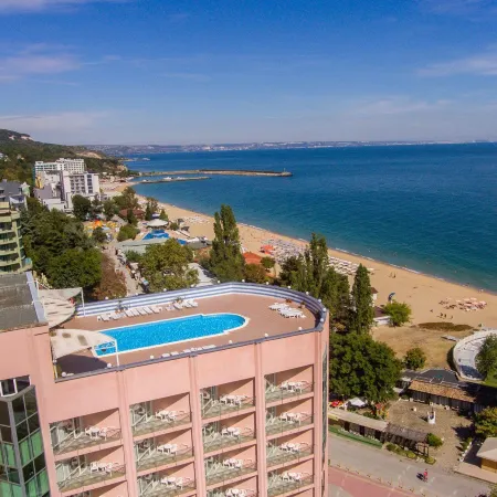 Hotel Lilia