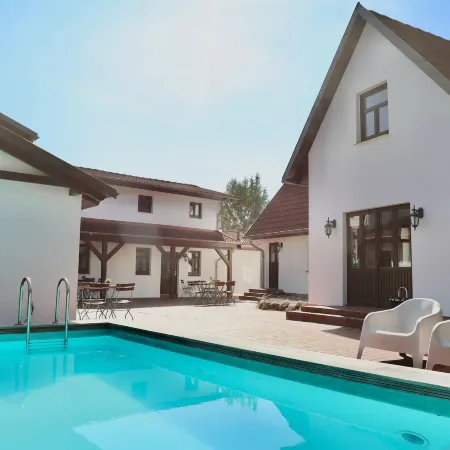 Wohnung in Dargun Mit Pool Und Streichelzoo