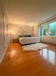 Waterfront Escape with Private Hot Tub & Terrace - baignoire