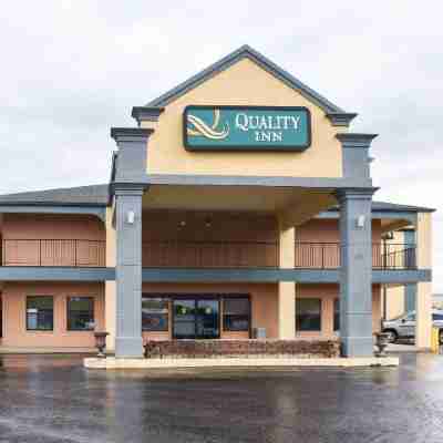 Quality Inn Adairsville-Calhoun South Hotel Exterior