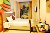 Clay Hotel Jakarta - 2-Star