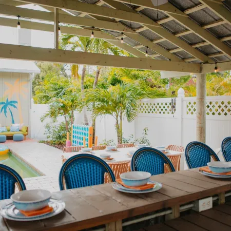 Sleeps 20 - Games - Basketball - Pool - Movie Room