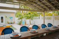 Sleeps 20 - Games - Basketball - Pool - Movie Room - Jacuzzi