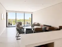 3Bdrm Luxury Condo I Pool &Jacuzzi I GYM - 3-Star