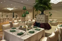 The Whitehall Houston - breakfast