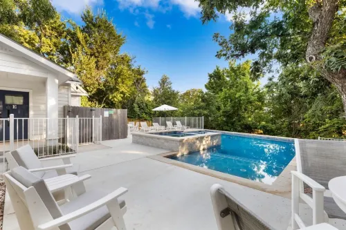 The Grove D with Hot Tub & King Beds - Walk to Main - 5-Star