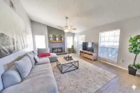 10 Min to Everything! Charming 3Br in Prime Frisco - 2-Star