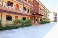 S Hotel - 2-Star