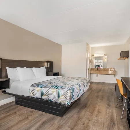 Travelodge by Wyndham Norfolk Airport