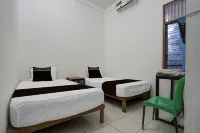 Hotel O near RS Harapan Bunda formerly Quanza Inn - 2-Star
