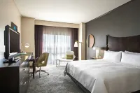 Renaissance Raleigh North Hills Hotel - Boutique