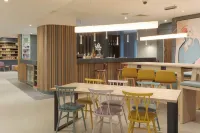Hampton by Hilton Corby/Kettering - Bar