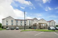Red Roof Plus+ & Suites Vicksburg - Wifi