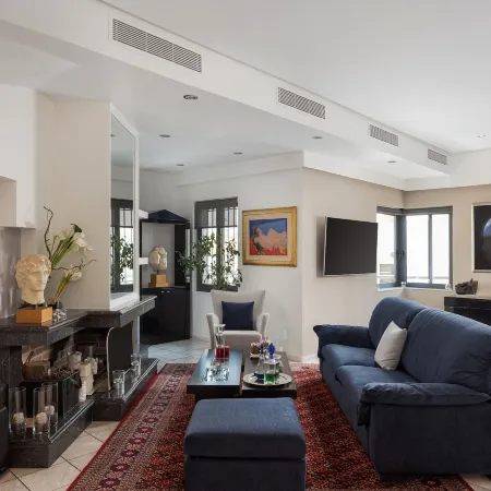 Athenian Riviera Luxurious Residence