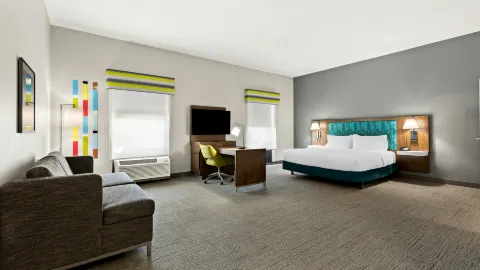 Hampton Inn & Suites Canton in Canton
