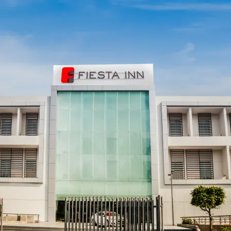 Fiesta Inn Plaza Central Aeropuerto