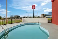 Red Roof Inn Branson - Swimmingpools
