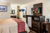 Red Roof Inn Anderson, IN - Pet friendly