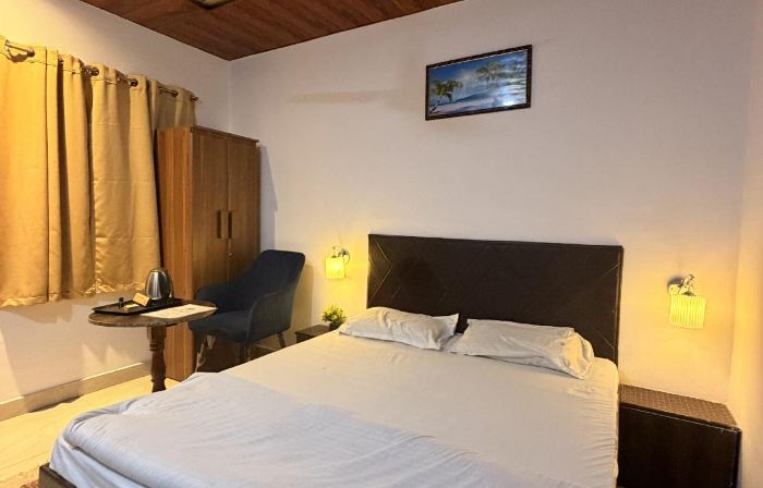 Royal Excellency Inn