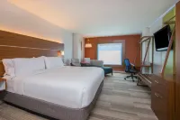 Holiday Inn Express EL PASO - DOWNTOWN by IHG - Parking