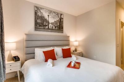 Other #1 Location - Fast Wifi - Work Area - 2Br/2.5 Bath - Free Parking (FV1) Photo