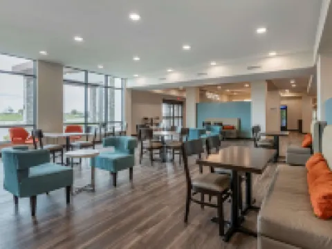 MainStay Suites Waukee-West des Moines Hotels in Waukee