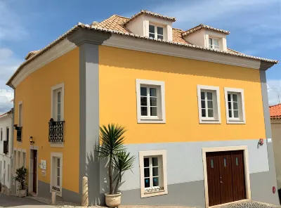 Residence Lagos Hotels near Governor's Castle (Castelo dos Governadores)