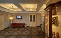 Astor Hotel
