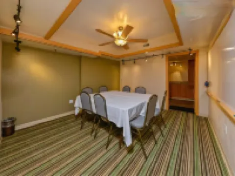 柏悅度假村，凱悅臻選酒店 帕克城酒店