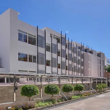 Aparthotel y Hotel Paguera Beach
