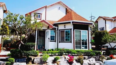 Buan (Byeonsanbando) Rainbow Orange Pension Hotel in zona Byeonsanbando National Park