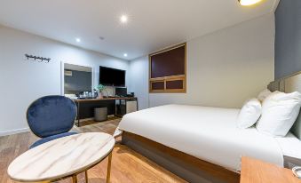 Changwon Paryongdong S