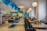 Holiday Inn - the niu, Welly Kiel