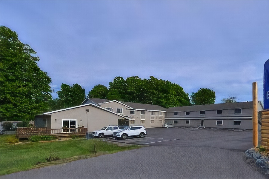 Americas Best Value Inn Marquette