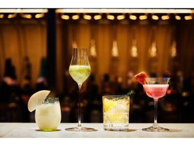 バー ザノット広島の写真