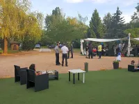 Gite du Domaine des Pierres Dorees Hotels in Bully