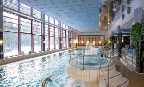 6. 스파 호텔 라우..